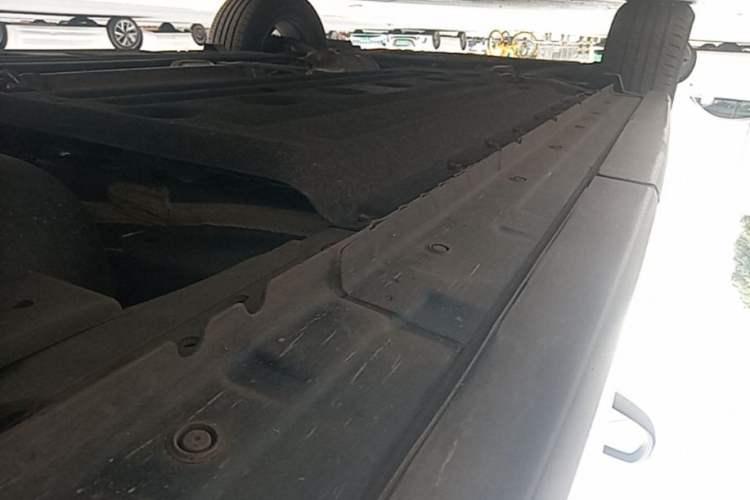 Used Infiniti QX50 2022 2.0T Two-Wheel Drive Fashion Edition Left Side Sill