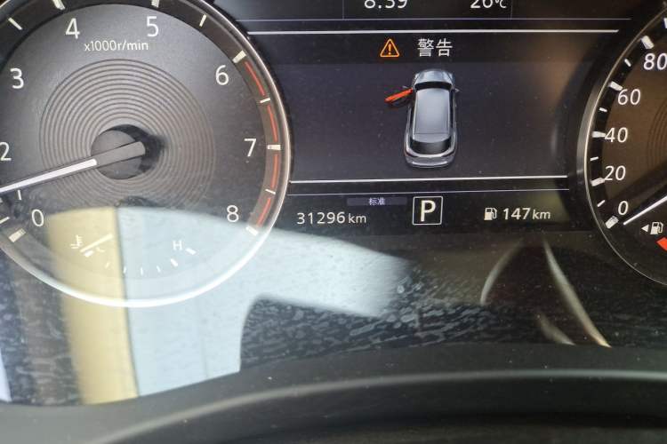 Used Infiniti QX50 2022 2.0T Two-Wheel Drive Navigation Edition Odometer Close Up