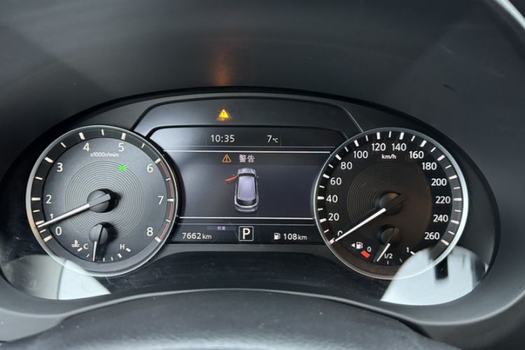 Used Infiniti QX50 2022 2.0T Two-Wheel Drive Navigation Edition Odometer Close Up