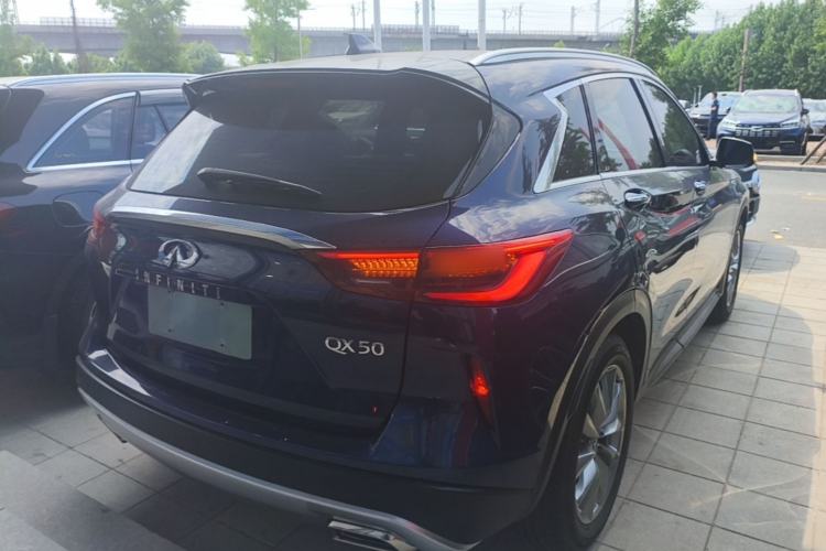 Used Infiniti QX50 2022 2.0T Two-Wheel Drive Fashion Edition Rear Right 45 Deg