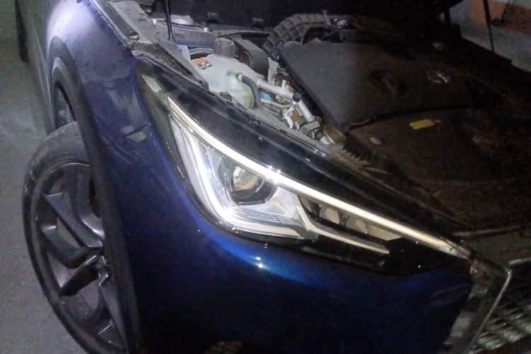 Used Infiniti QX50 2022 2.0T Two-Wheel Drive Navigation Edition Right Front Headlight