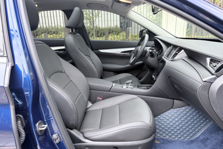 Used Infiniti QX50 2022 2.0T Two-Wheel Drive Fashion Edition Right Front Seat