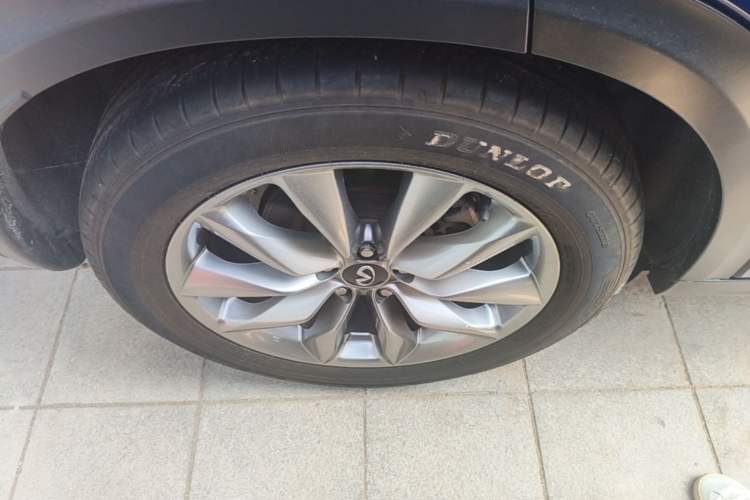 Used Infiniti QX50 2022 2.0T Two-Wheel Drive Fashion Edition Right Rear Wheel Hub