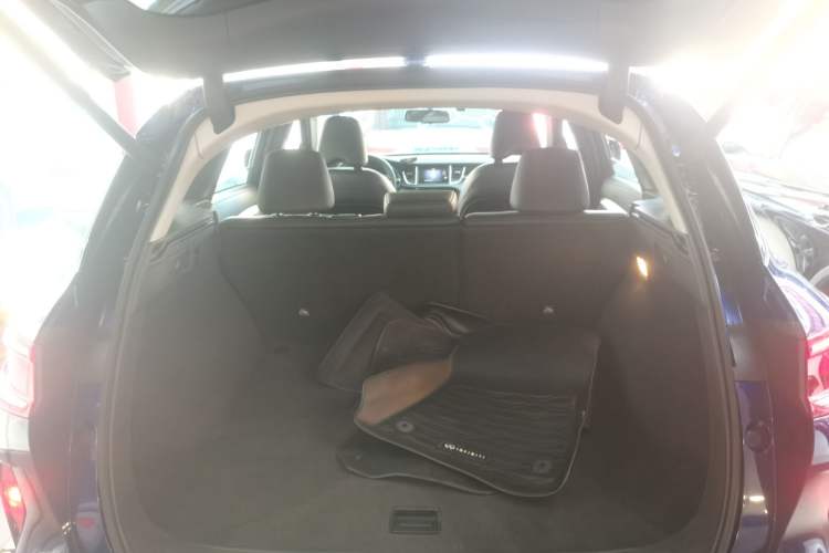 Used Infiniti QX50 2022 2.0T Four-Wheel Drive Elite Edition Trunk