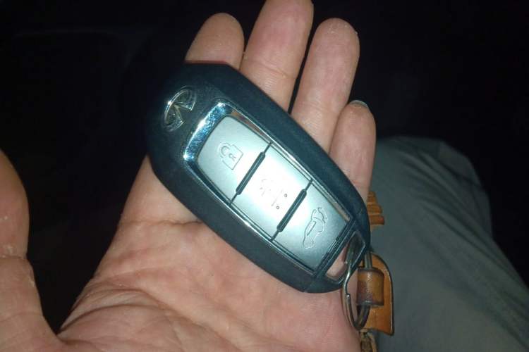 Used Infiniti QX50 2022 2.0T Two-Wheel Drive Navigation Edition Vehicle Key