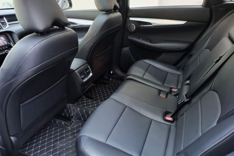 Used Infiniti QX50 2022 2.0T Two-Wheel Drive Navigation Edition Interior 2