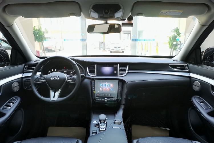Used Infiniti QX50 2022 2.0T Two-Wheel Drive Navigation Edition Interior 3