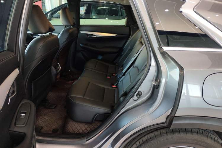 Used Infiniti QX50 2022 2.0T Four-Wheel Drive Elite Edition Left Rear Seat