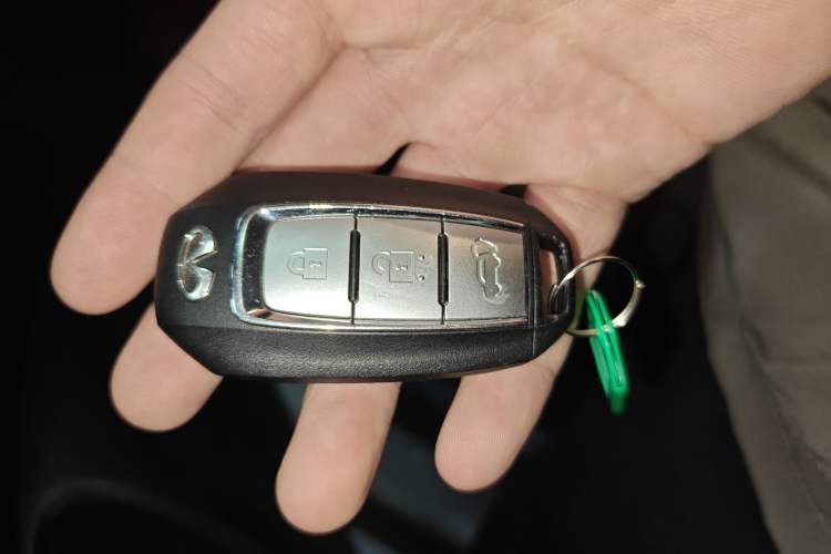 Used Infiniti QX50 2022 2.0T Two-Wheel Drive Navigation Edition Vehicle Key