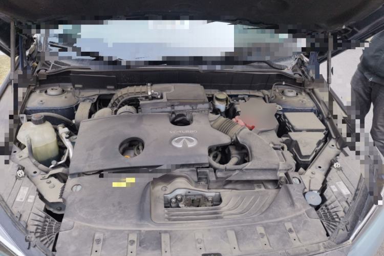 Used Infiniti QX50 2022 2.0T Two-Wheel Drive Fashion Edition Engine Bay