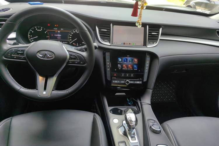 Used Infiniti QX50 2022 2.0T Two-Wheel Drive Fashion Edition Center Console