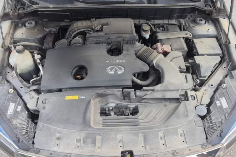 Used Infiniti QX50 2022 2.0T Four-Wheel Drive Elite Edition Engine Bay