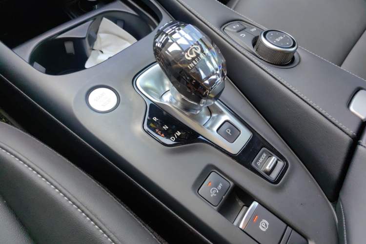 Used Infiniti QX50 2022 2.0T Two-Wheel Drive Fashion Edition Gear Lever