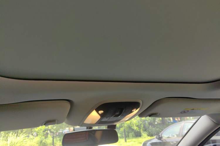 Used Infiniti QX50 2022 2.0T Two-Wheel Drive Fashion Edition Headliner
