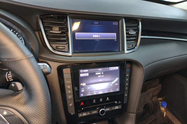 Used Infiniti QX50 2022 2.0T Four-Wheel Drive Navigation Edition Audio And AC Panel