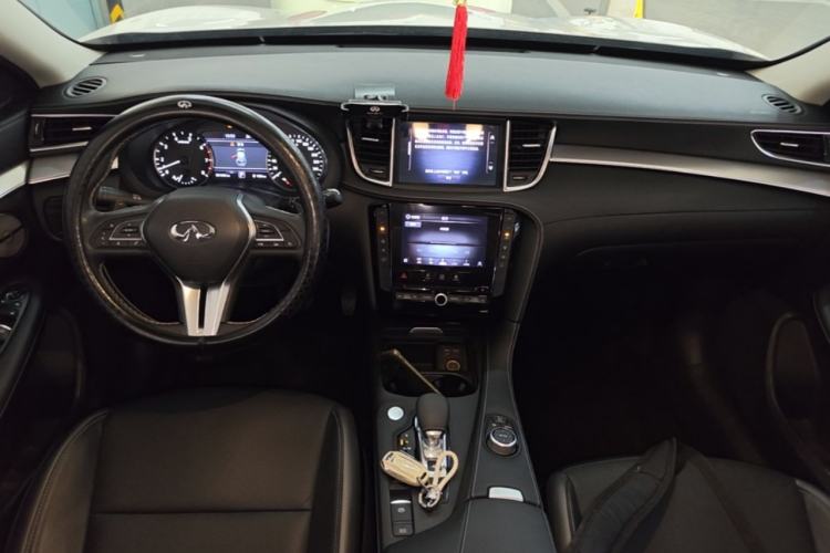 Used Infiniti QX50 2022 2.0T Two-Wheel Drive Navigation Edition Center Console