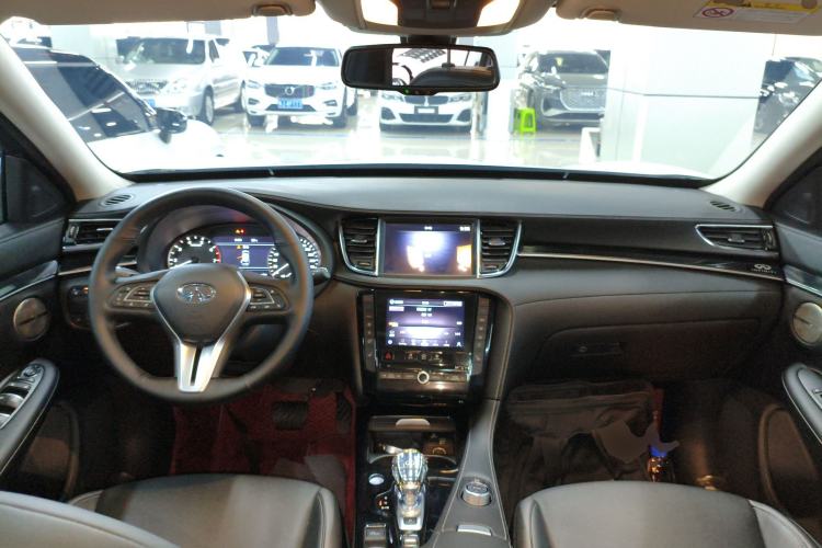 Used Infiniti QX50 2022 2.0T Four-Wheel Drive Navigation Edition Center Console