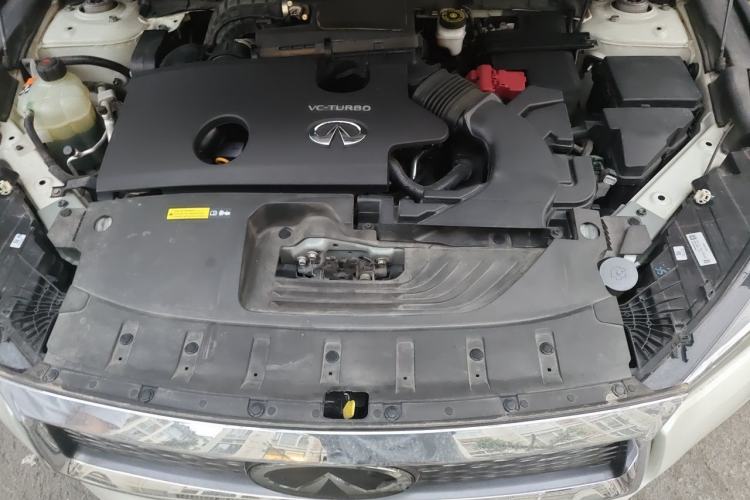 Used Infiniti QX50 2022 2.0T Four-Wheel Drive Navigation Edition Engine Bay