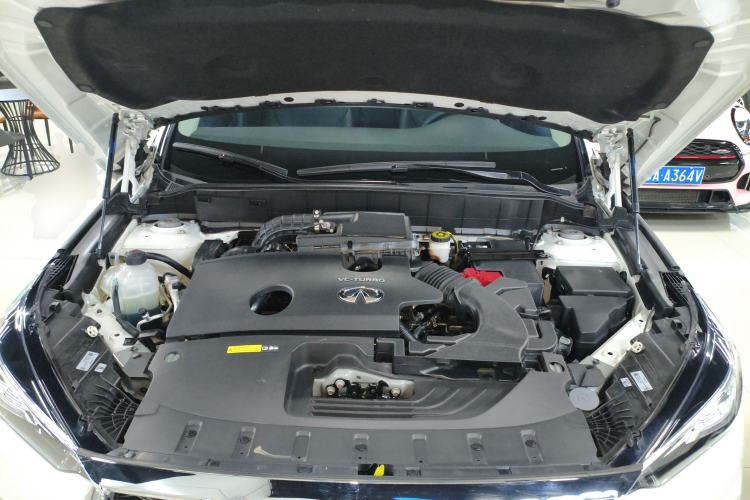 Used Infiniti QX50 2022 2.0T Four-Wheel Drive Navigation Edition Engine Bay