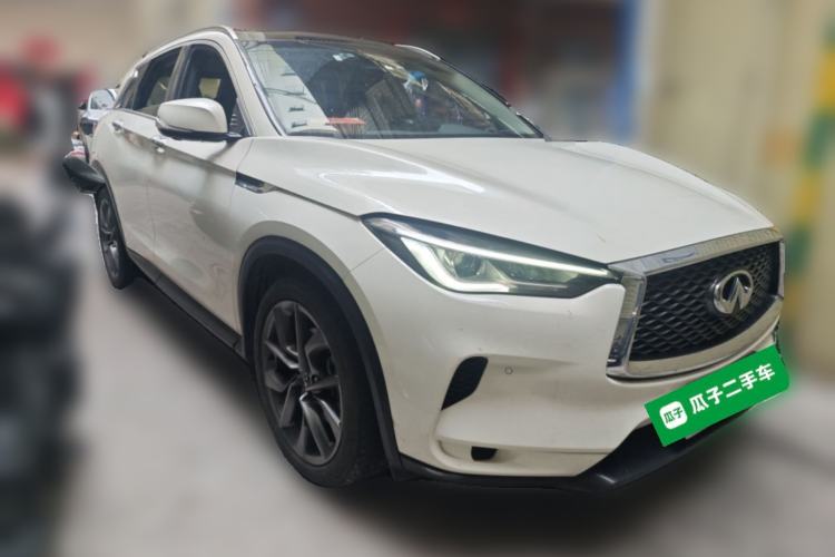 Used Infiniti QX50 2022 2.0T Two-Wheel Drive Navigation Edition Front Right 45 Deg