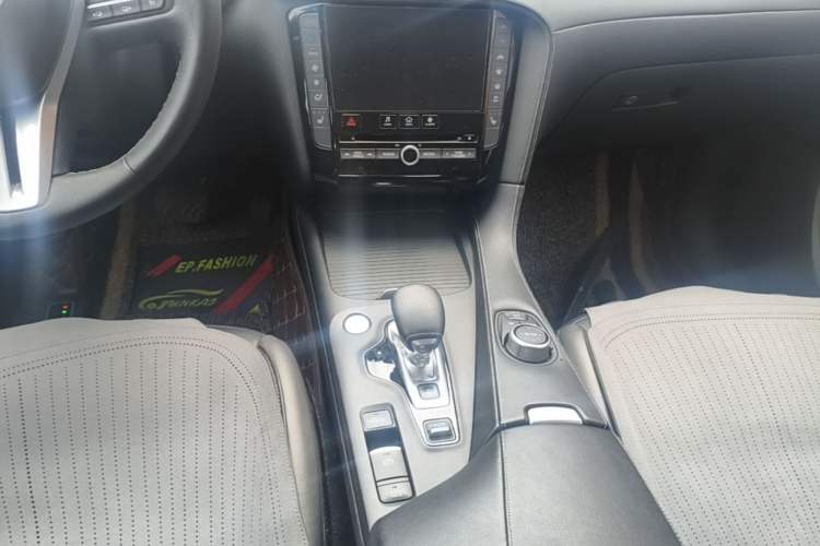 Used Infiniti QX50 2022 2.0T Four-Wheel Drive Navigation Edition Gear Lever