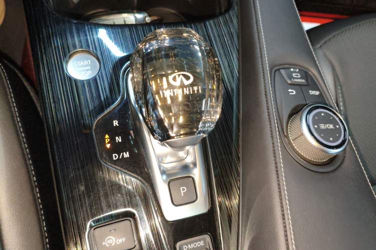 Used Infiniti QX50 2022 2.0T Four-Wheel Drive Navigation Edition Gear Lever