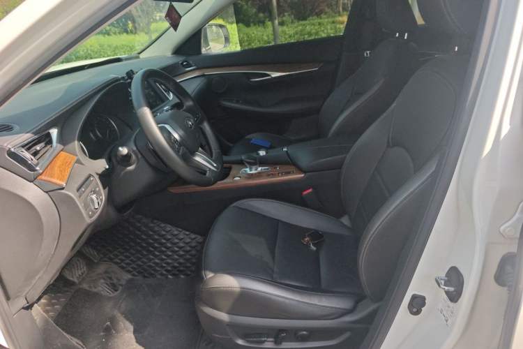 Used Infiniti QX50 2022 2.0T Two-Wheel Drive Navigation Edition Left Front Seat