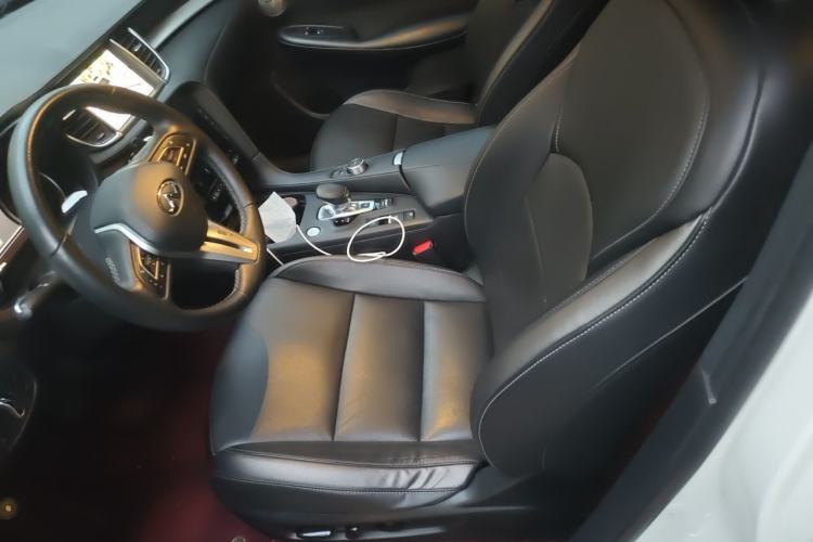 Used Infiniti QX50 2022 2.0T Four-Wheel Drive Navigation Edition Left Front Seat