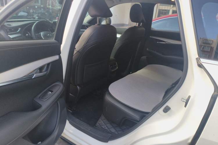 Used Infiniti QX50 2022 2.0T Four-Wheel Drive Elite Edition Left Rear Seat