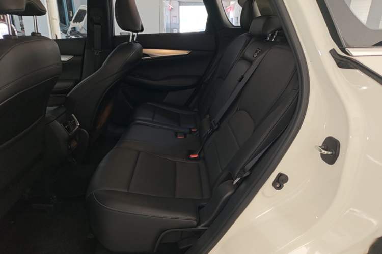 Used Infiniti QX50 2022 2.0T Two-Wheel Drive Navigation Edition Left Rear Seat