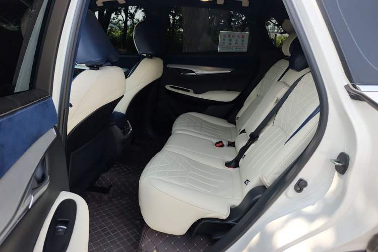 Used Infiniti QX50 2022 2.0T Two-Wheel Drive Navigation Edition Left Rear Seat