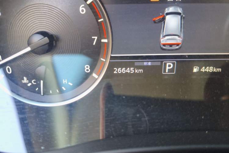 Used Infiniti QX50 2022 2.0T Four-Wheel Drive Elite Edition Odometer Close Up