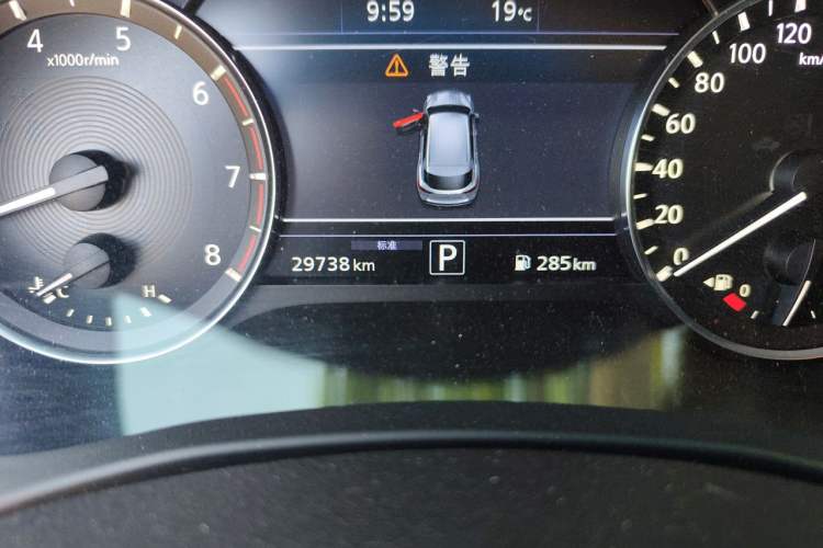 Used Infiniti QX50 2022 2.0T Two-Wheel Drive Navigation Edition Odometer Close Up