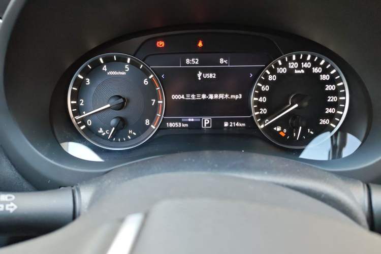 Used Infiniti QX50 2022 2.0T Two-Wheel Drive Fashion Edition Odometer Close Up