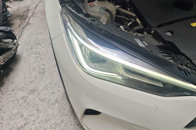 Used Infiniti QX50 2022 2.0T Two-Wheel Drive Navigation Edition Right Front Headlight