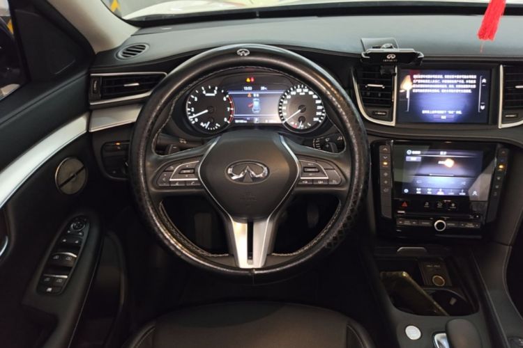 Used Infiniti QX50 2022 2.0T Two-Wheel Drive Navigation Edition Steering Wheel