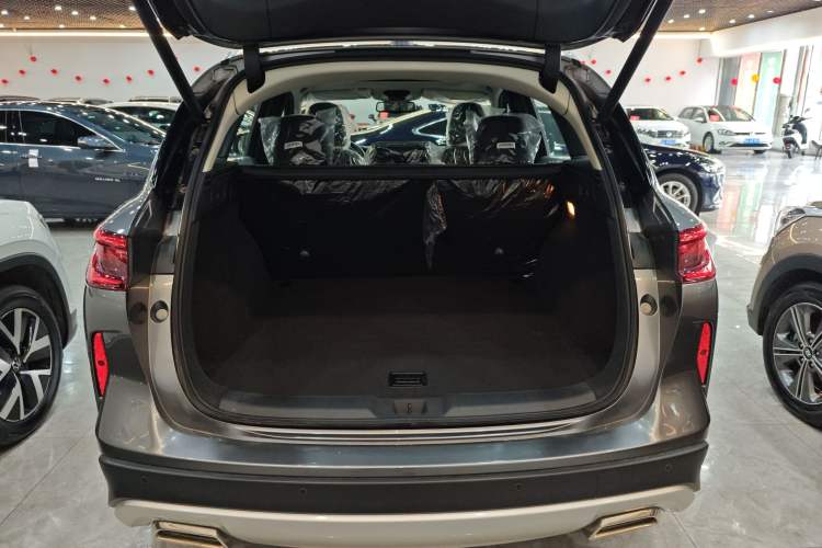 Used Infiniti QX50 2024 2.0T Two-Wheel Drive Navigation Edition Trunk