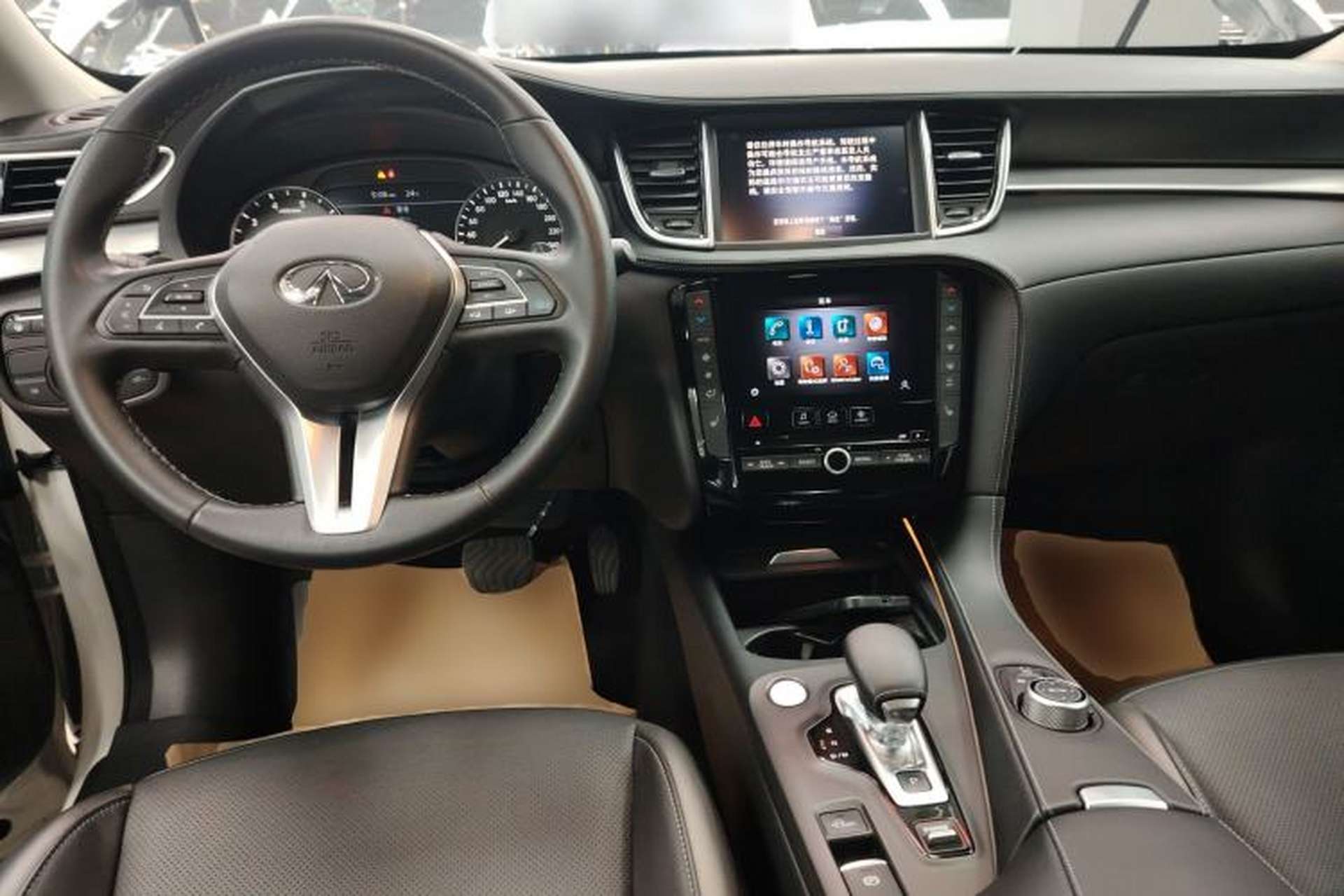 Used Infiniti QX50 2024 2.0T Four-Wheel Drive Luxury Edition Center Console