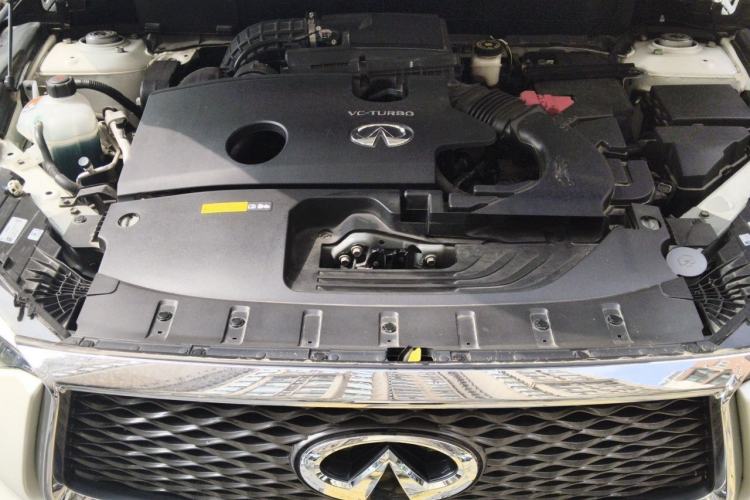 Used Infiniti QX50 2024 2.0T Two-Wheel Drive Navigation Edition Engine Bay