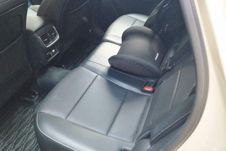 Used Infiniti QX50 2024 2.0T Two-Wheel Drive Navigation Edition Left Rear Seat