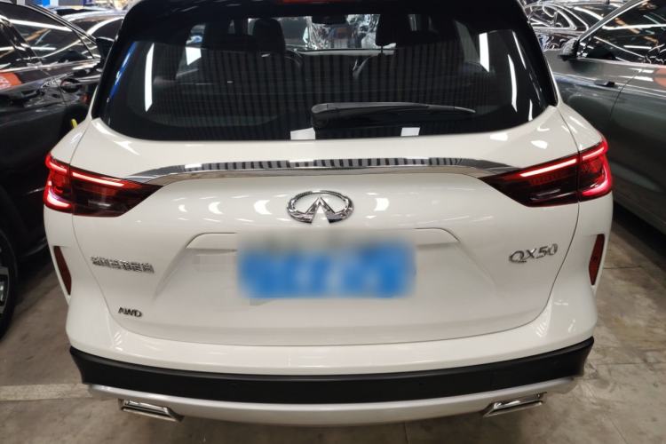 Used Infiniti QX50 2024 2.0T Four-Wheel Drive Luxury Edition Rear