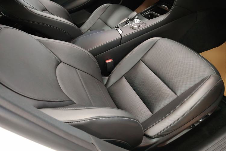 Used Infiniti QX50 2024 2.0T Four-Wheel Drive Luxury Edition Right Front Seat