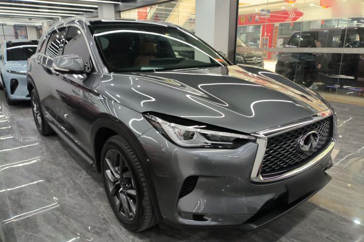 Used Infiniti QX50 2026 Model 2.0T Two-Wheel-Drive Navigation Edition Front Right 45 Deg