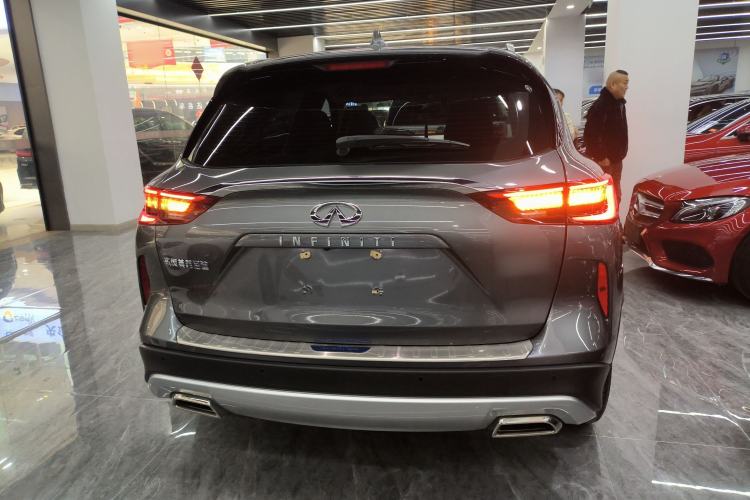 Used Infiniti QX50 2026 Model 2.0T Two-Wheel-Drive Navigation Edition Rear