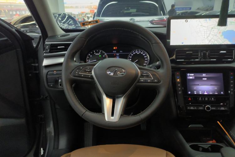 Used Infiniti QX50 2026 Model 2.0T Two-Wheel-Drive Navigation Edition Steering Wheel