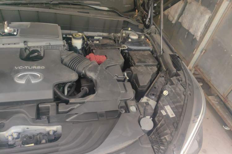 Used Infiniti QX55 2022 2.0T All-Wheel-Drive Luxury Edition Engine Bay Left