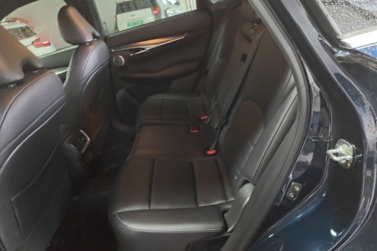 Used Infiniti QX55 2022 2.0T All-Wheel-Drive Luxury Edition Left Rear Seat