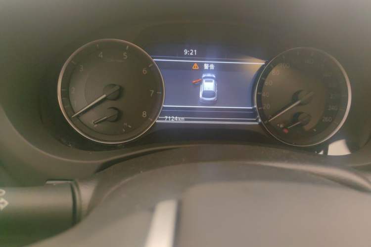 Used Infiniti QX55 2022 2.0T All-Wheel-Drive Luxury Edition Odometer Close Up