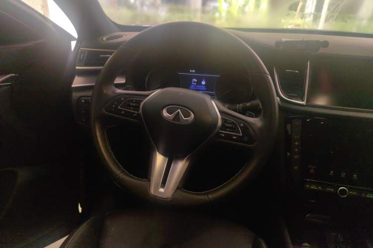 Used Infiniti QX55 2022 2.0T All-Wheel-Drive Luxury Edition Steering Wheel