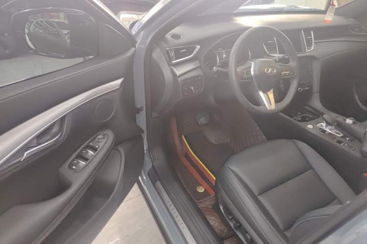 Used Infiniti QX55 2022 2.0T All-Wheel-Drive Ignite Edition Driver Seat